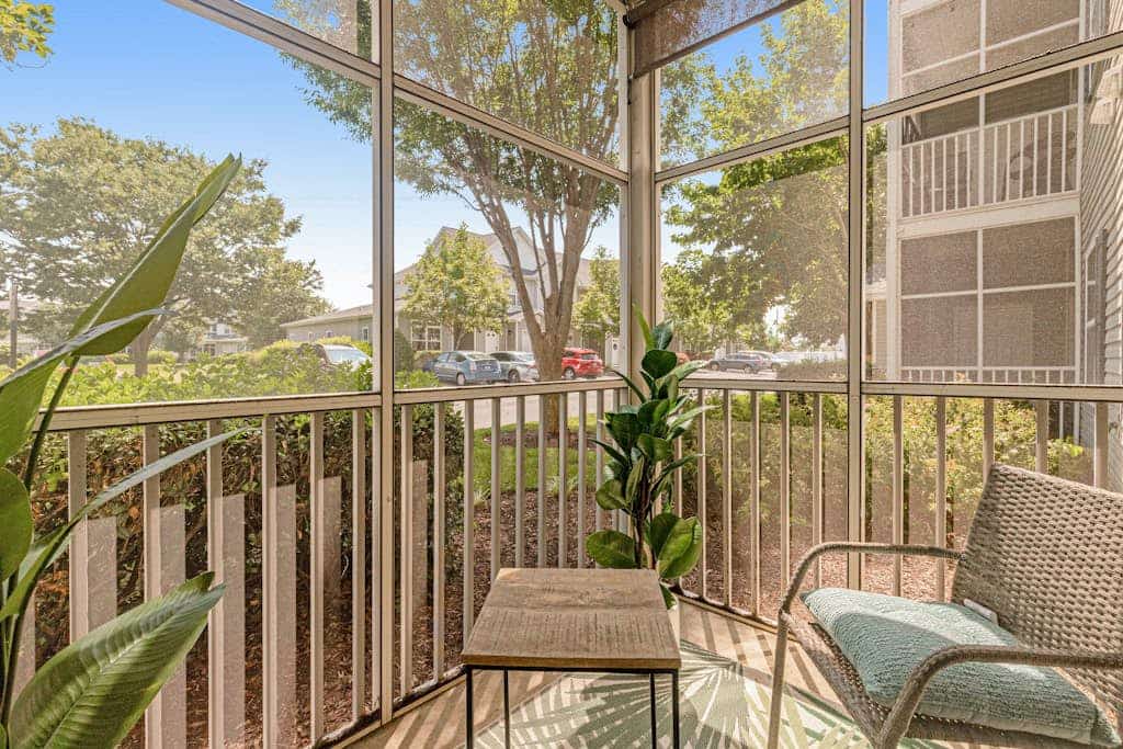 Villas at Bay Crossing - perfectly appointed with pool & patio - beaches nearby