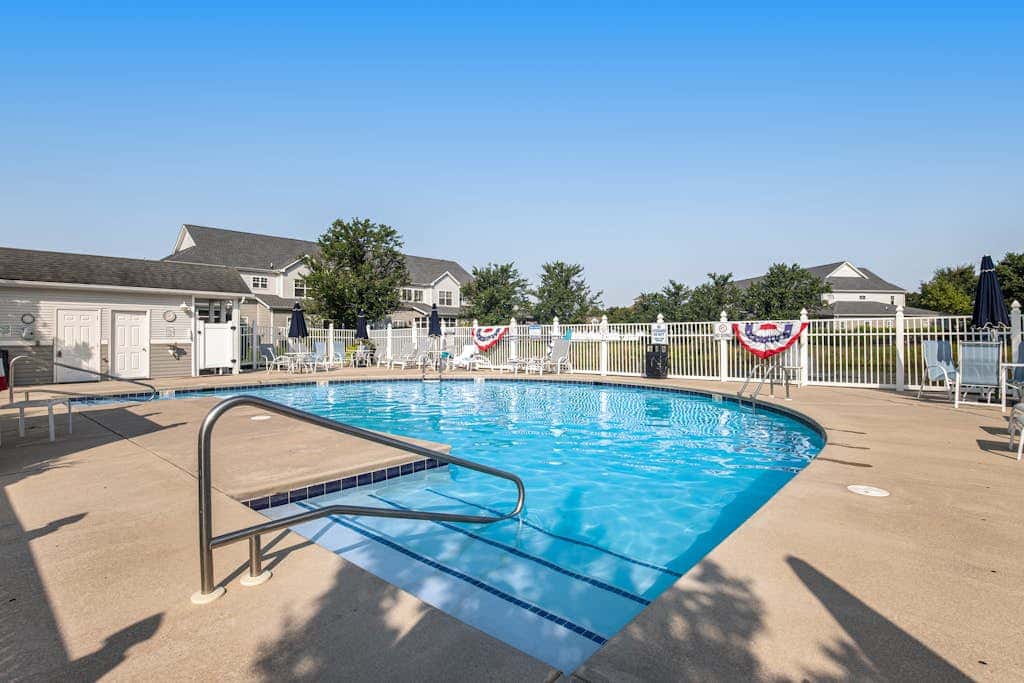 Villas at Bay Crossing - 34682 Villa Cir, Unit #4105