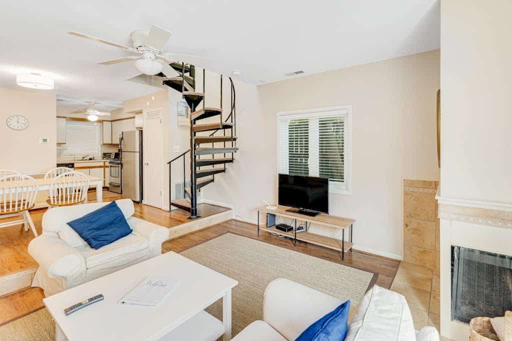 Lovely dog-friendly Scarborough Village home with spiral staircase, patio & W/D
