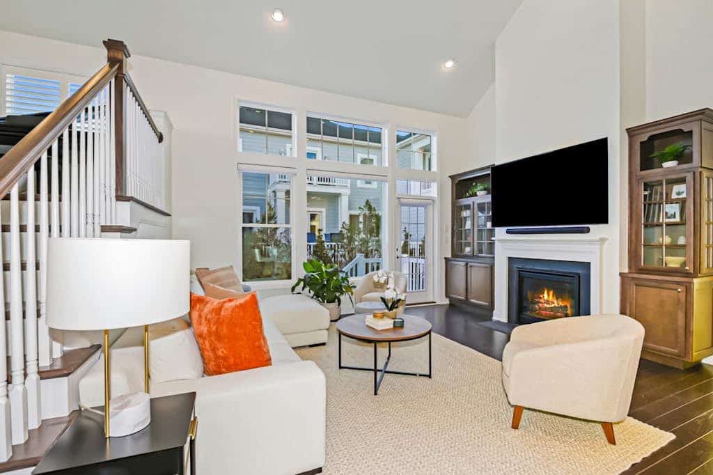 Amazing Peninsula retreat with pools, hot tubs, sports courts, & ample golfing