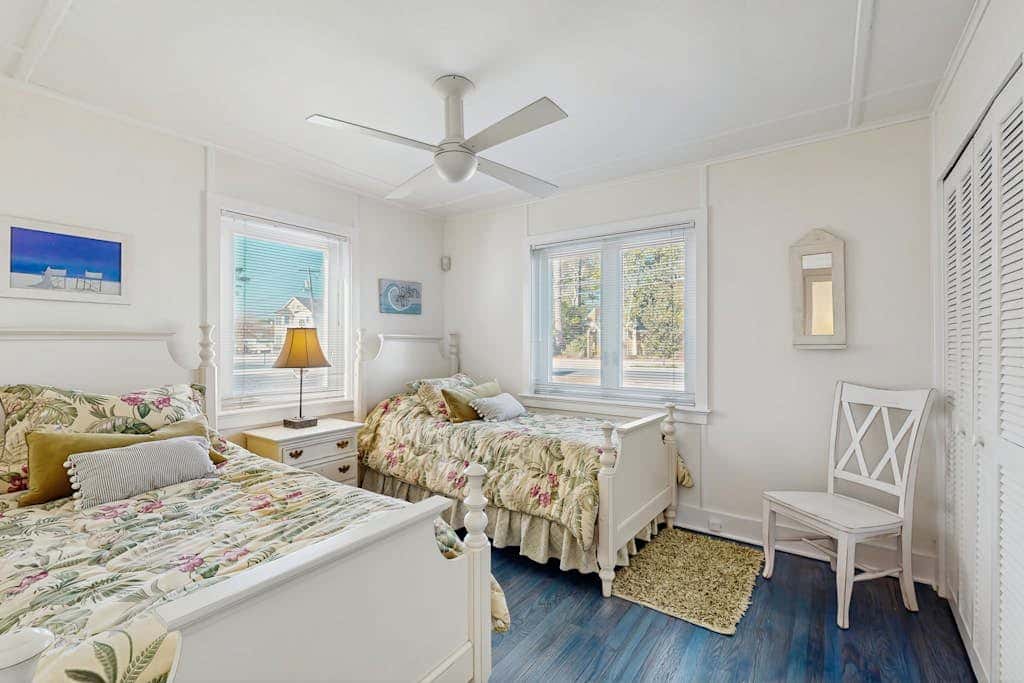 Rehoboth Beach - 38200 Robinsons Dr - Desirable Dodd's Addition