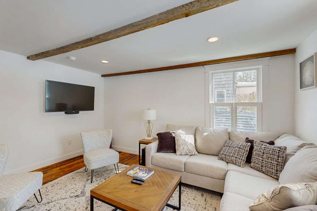 Town of Lewes Duplex w/deck, close to beach & restaurants
