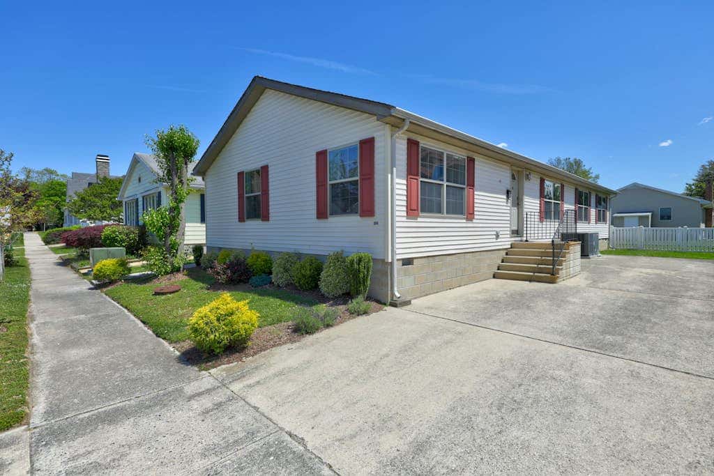 Town of Rehoboth Beach - 304 Munson St