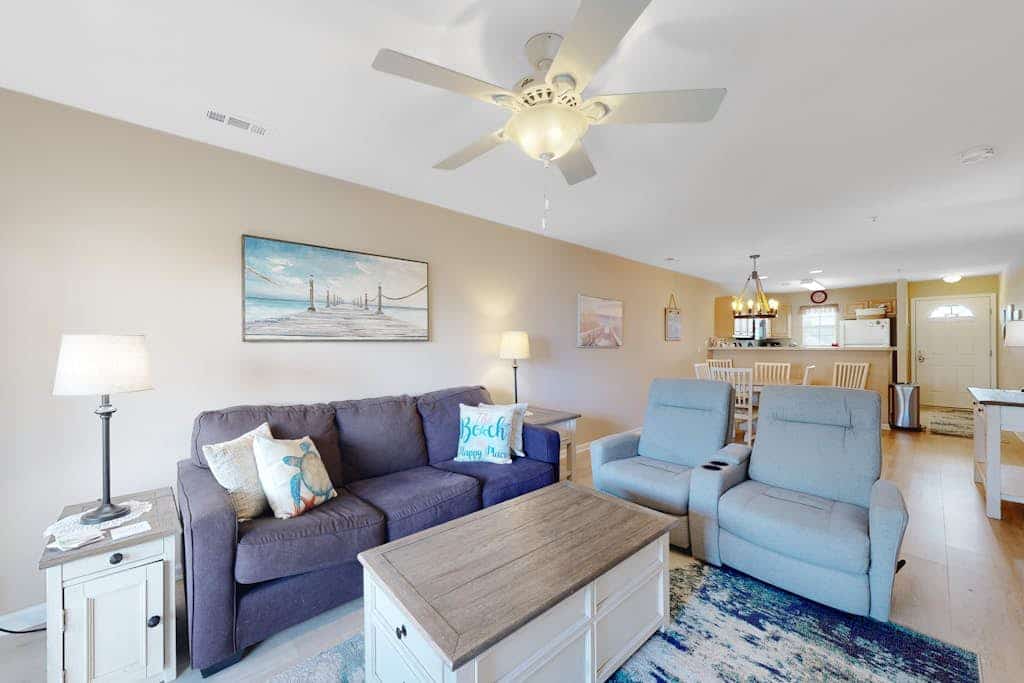 The Palms condo with a furnished balcony, pond view, washer/dryer, & pool
