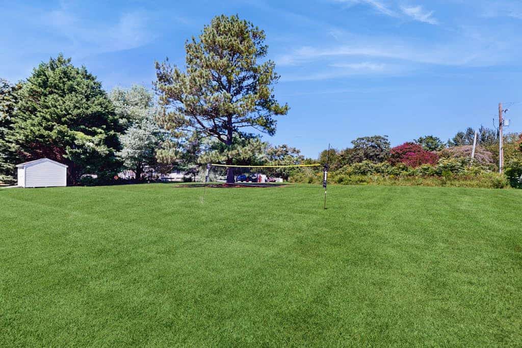 Rehoboth Shores Estates spacious house w/ping-pong table, deck, WIFI