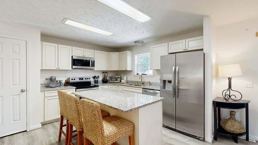 Piney Glade - 18628 Sylvan Dr