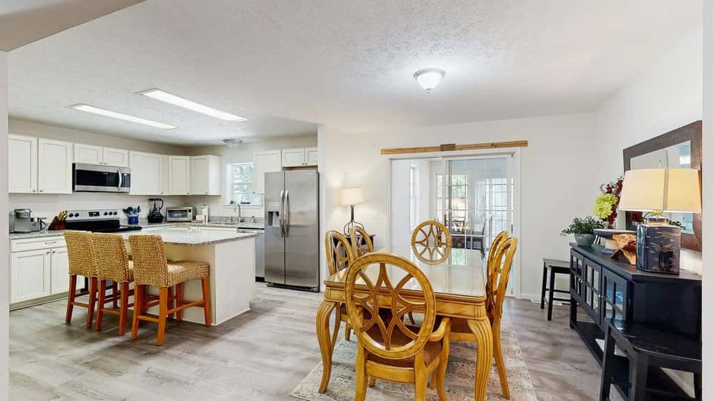 Piney Glade - 18628 Sylvan Dr