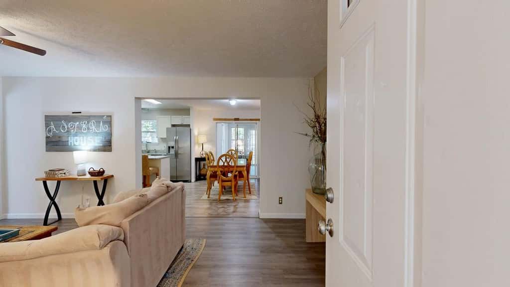 Piney Glade - 18628 Sylvan Dr
