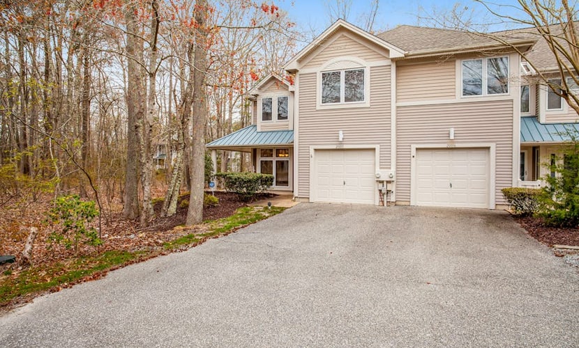 Sea Colony Tennis townhouse with board games, & tennis court