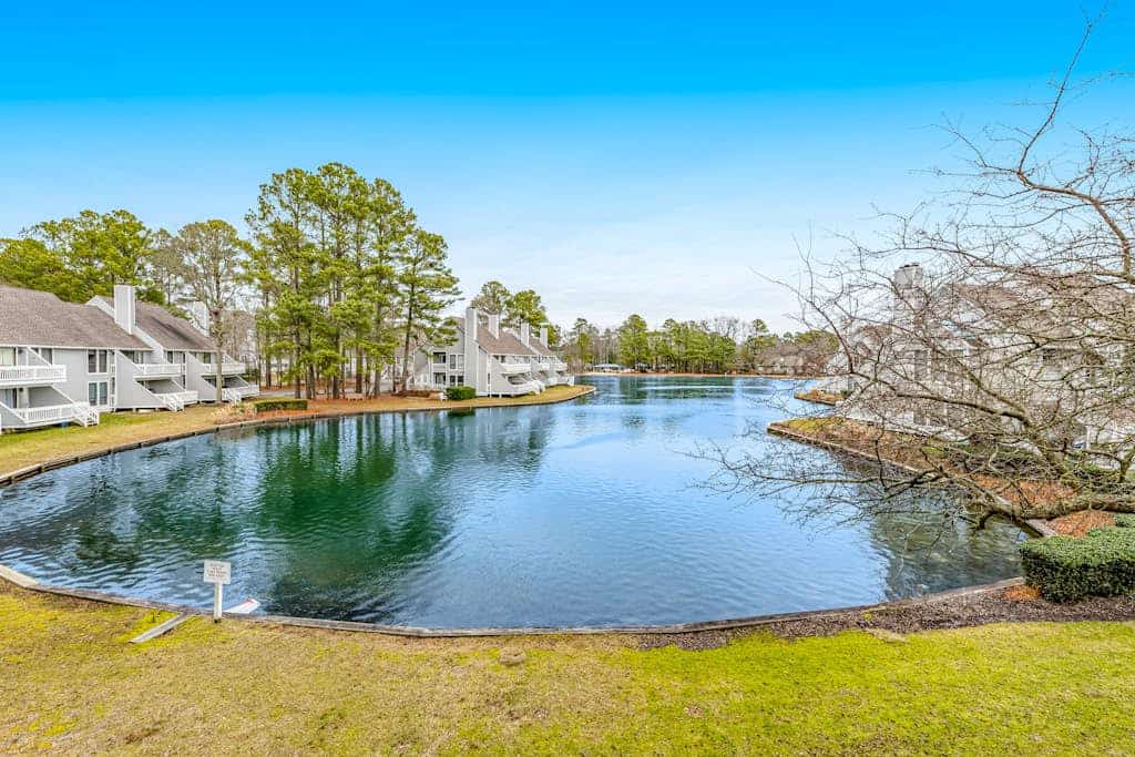 Sea Colony Tennis 2nd-floor condo with sauna & basketball/tennis court