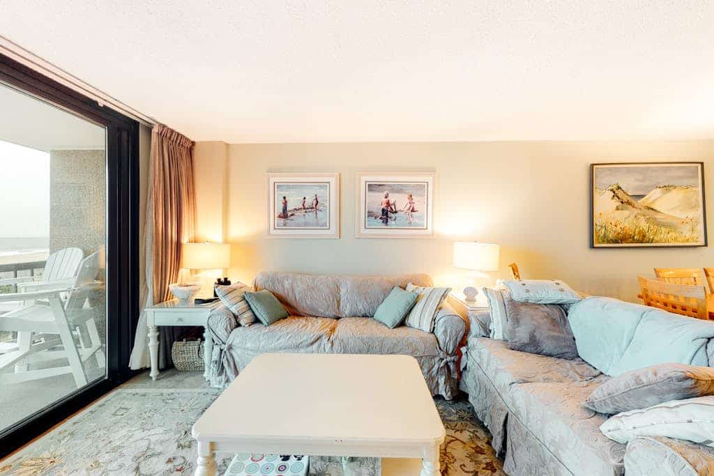 Sea Colony Ocean 3rd-floor condo with elevator & gym