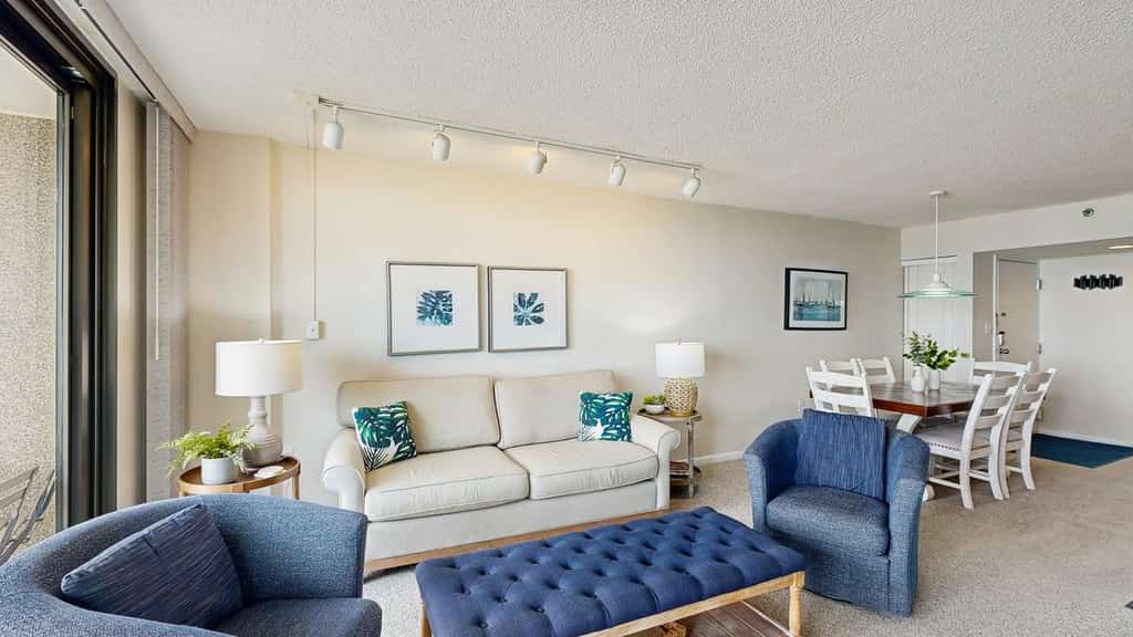 Sea Colony Ocean 7th floor condo w/ basketball court, pool, and elevator