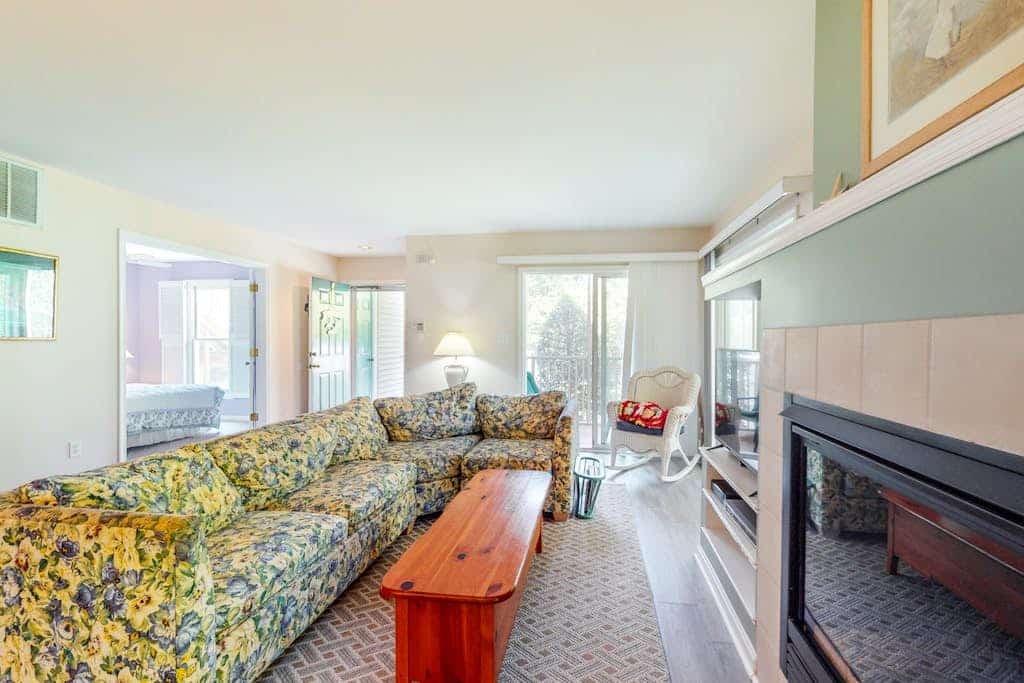 1st-floor Sea Colony Tennis condo with sauna & pool