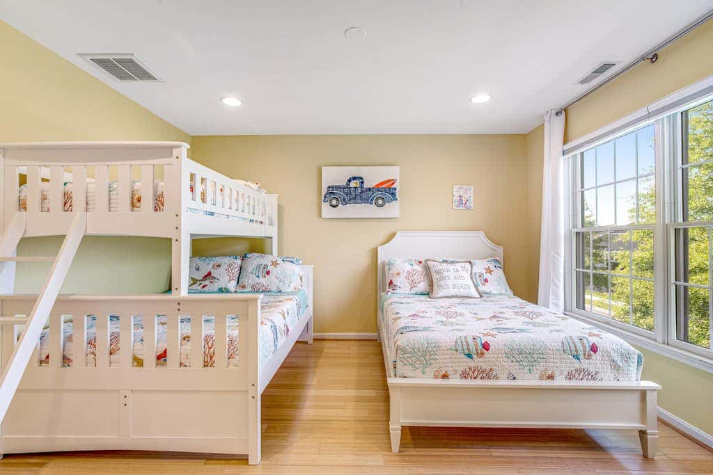 Bayside Resort - 11420 West Sand Cove Rd
