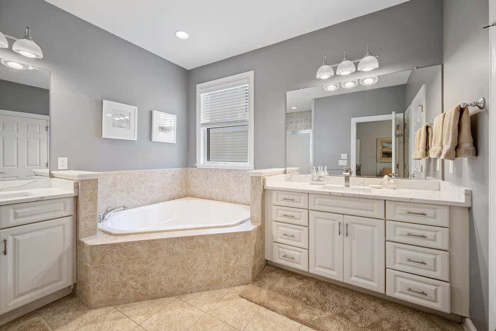 Bayside Resort - 36452 Wild Rose Cir