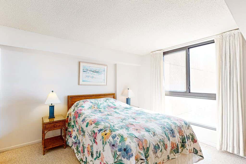 Sea Colony - 704 Harbour House Rd