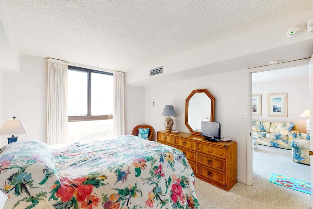 Sea Colony - 704 Harbour House Rd