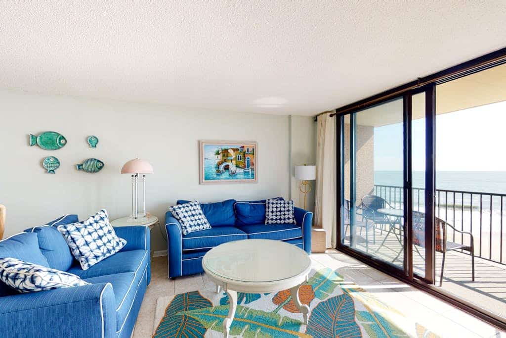 Sea Colony Ocean 7th floor condo w/ gym, balcony, and tennis court