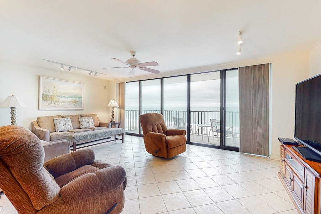 Sea Colony - 901S Edgewater House Rd