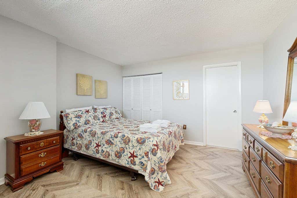 Sea Colony - 904N Edgewater House Rd