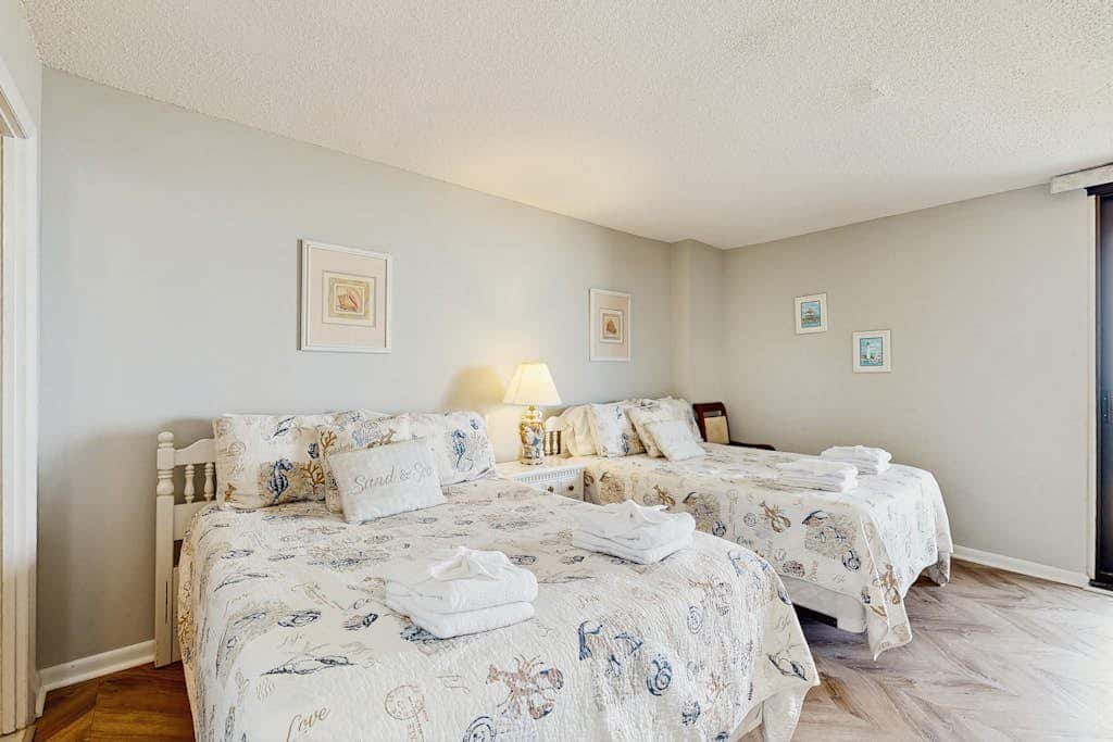 Sea Colony - 904N Edgewater House Rd
