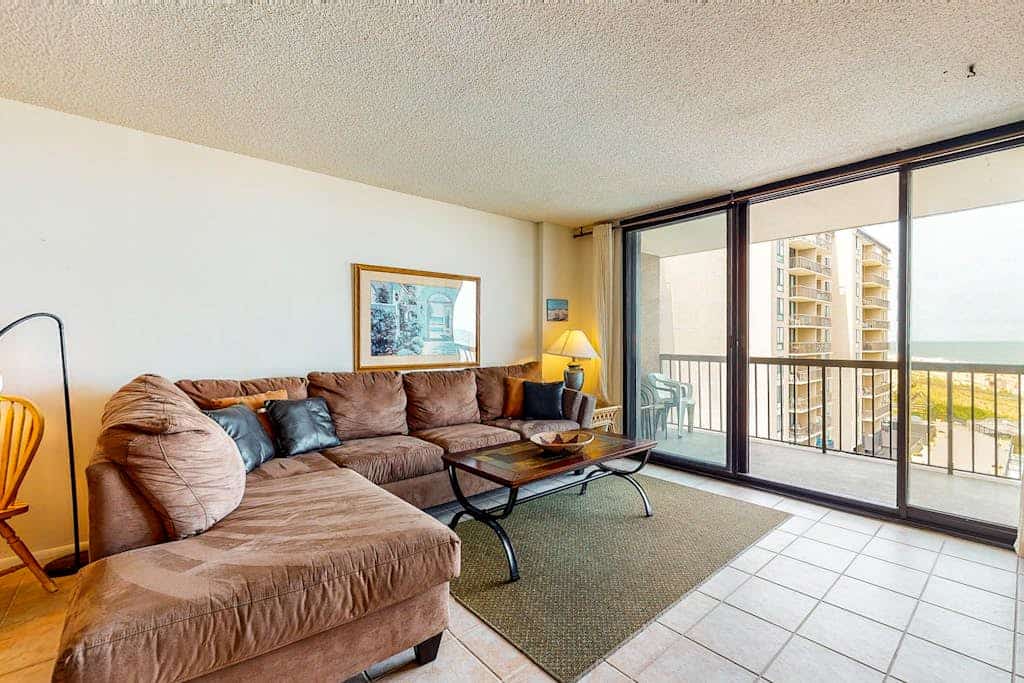Sea Colony Ocean 5th-floor condo with pool, balcony, & gym