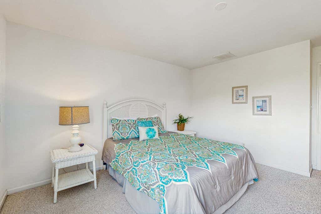 Bayside Resort - 36362 Azalea Ave