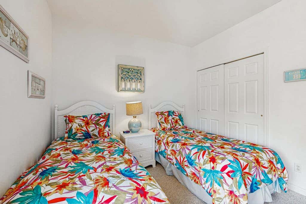 Bayside Resort - 36362 Azalea Ave