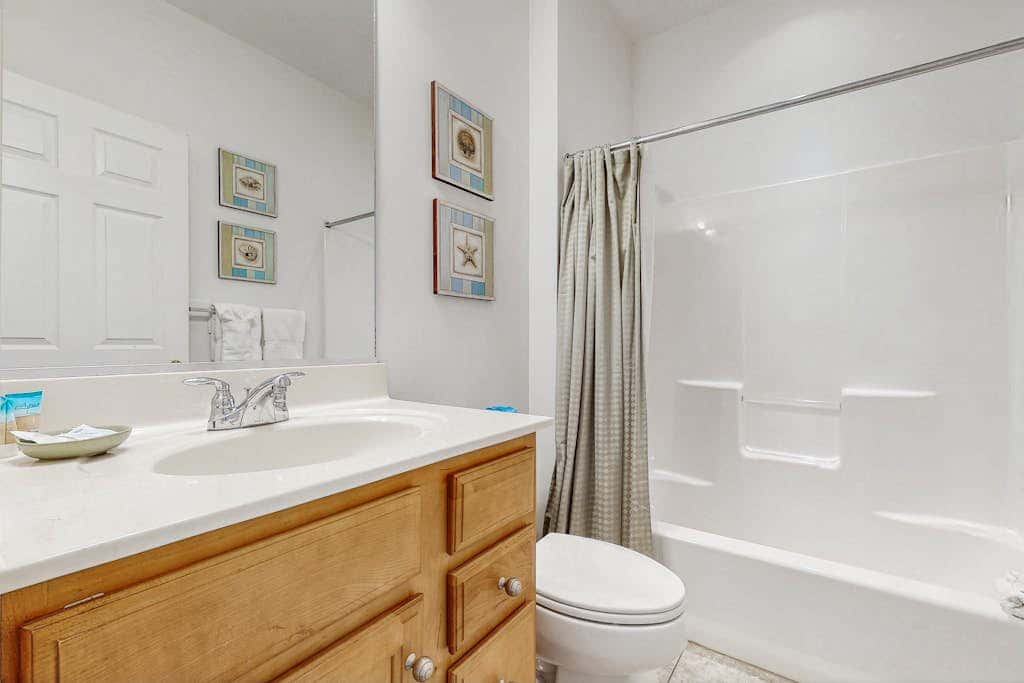 Bayside Resort - 36362 Azalea Ave