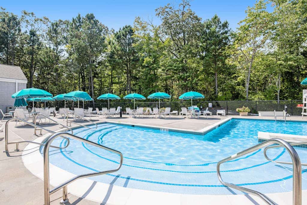 Sea Colony Ocean 6th floor condo w/ shared sauna, elevator, and free WiFi