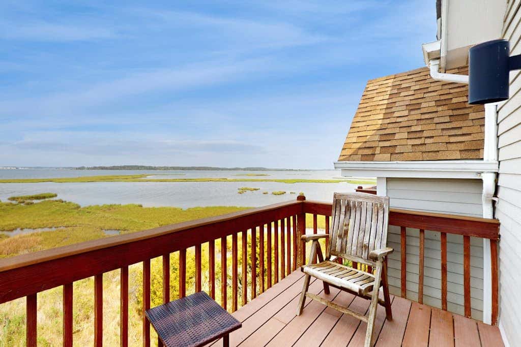 Seatowne - 36912 Bayside Dr