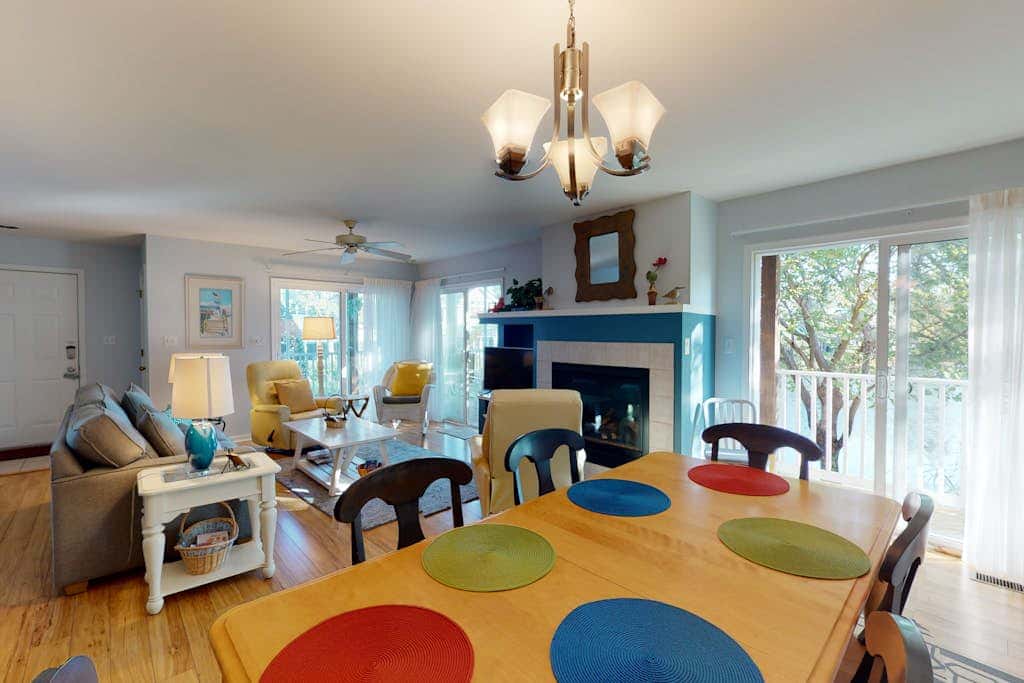 Sea Colony - 56044 Pinewood Dr
