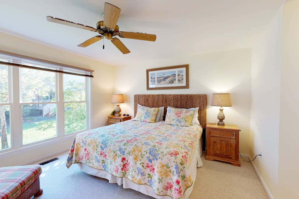 Sea Colony - 56044 Pinewood Dr