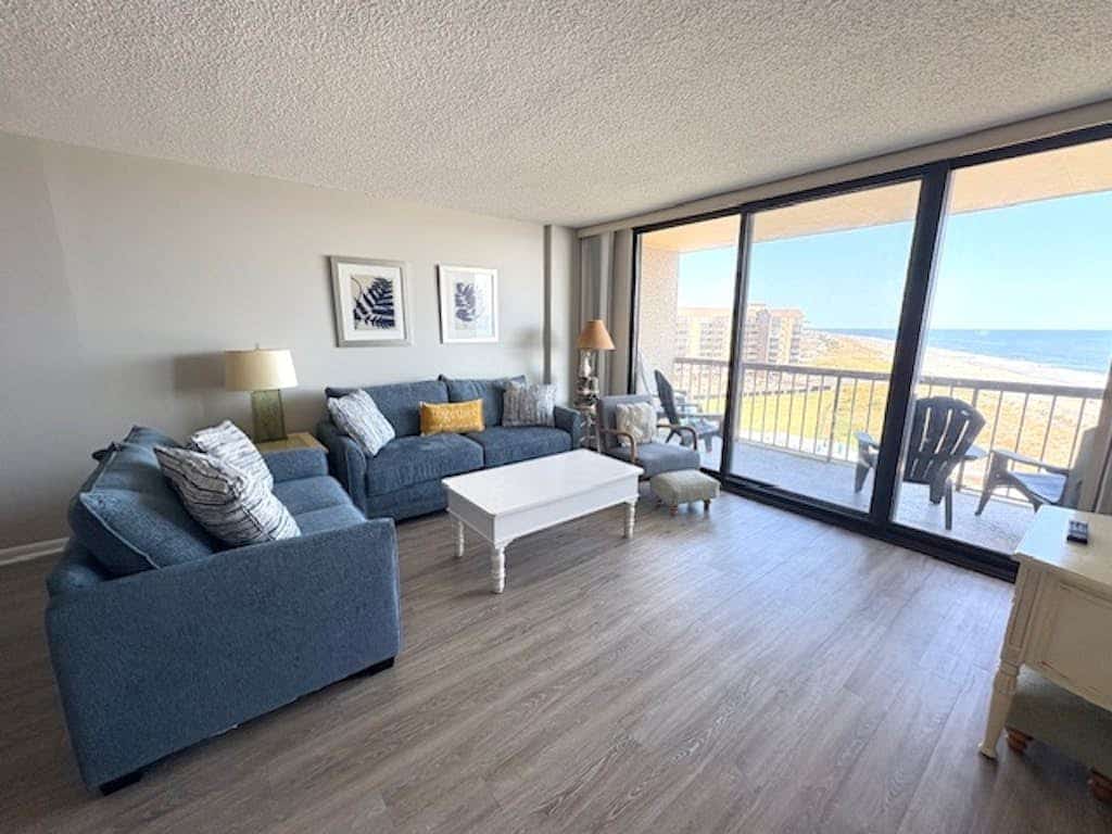 Sea Colony Ocean 8th floor condo w/ pool, balcony, and tennis court
