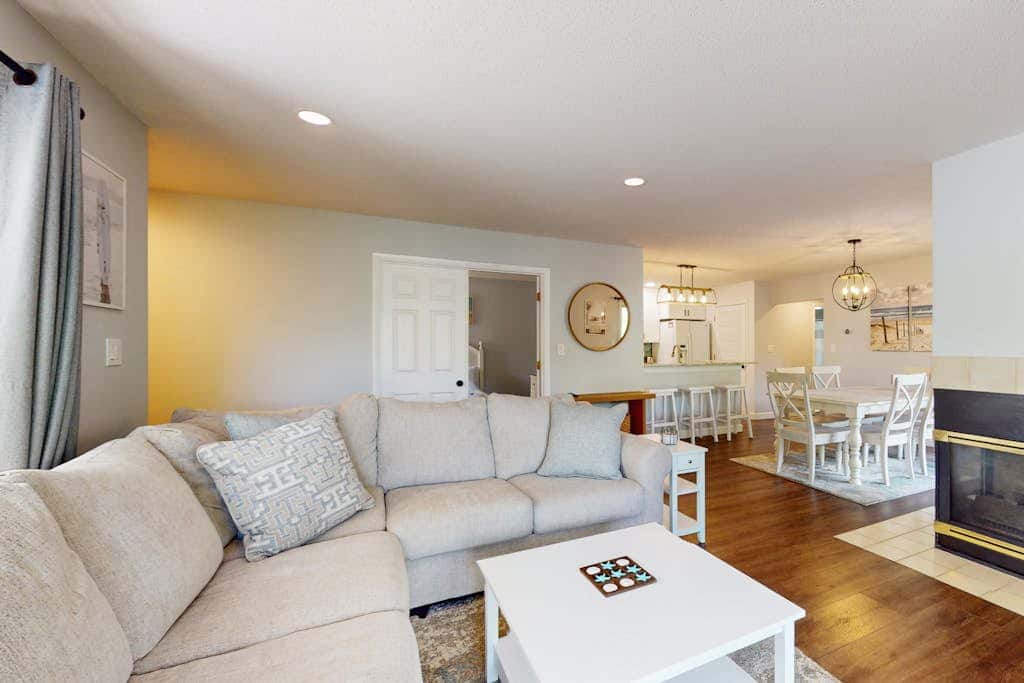 Sea Colony - 52022 Canal Ct