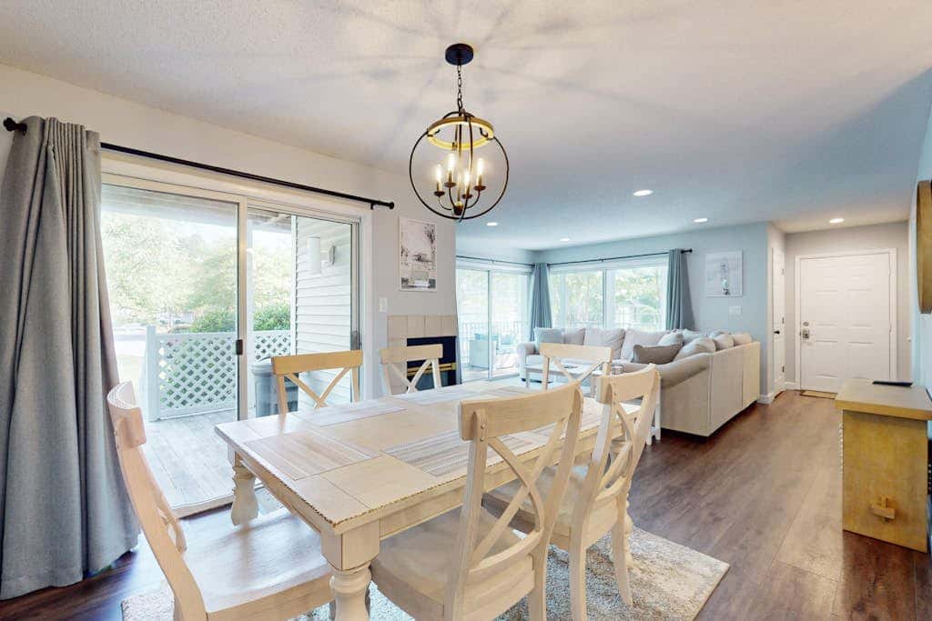 Sea Colony - 52022 Canal Ct