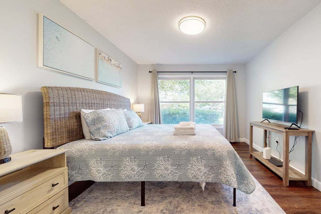 Sea Colony - 52022 Canal Ct