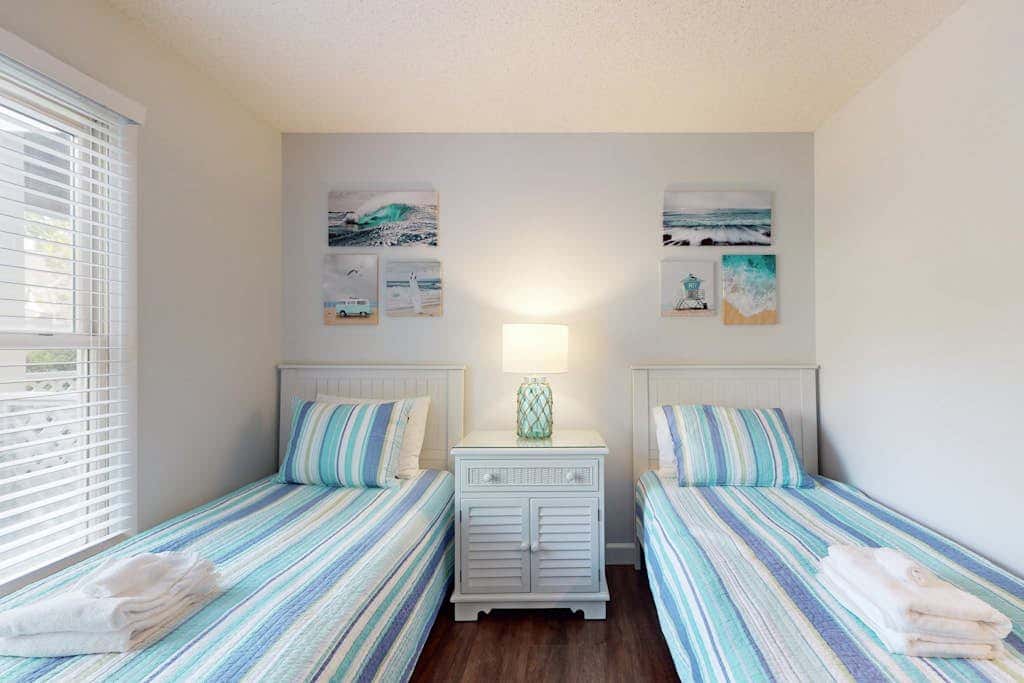Sea Colony - 52022 Canal Ct
