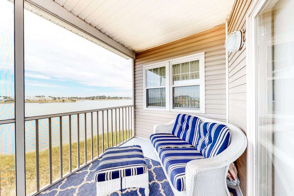 Bethany Bay Third-Floor Condo with Pool, Tennis Court, & Board Games