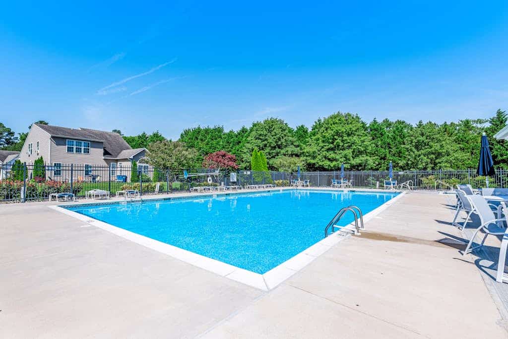 Bayview Landing home with central AC, shared pool, washer/dryer, & free WiFi
