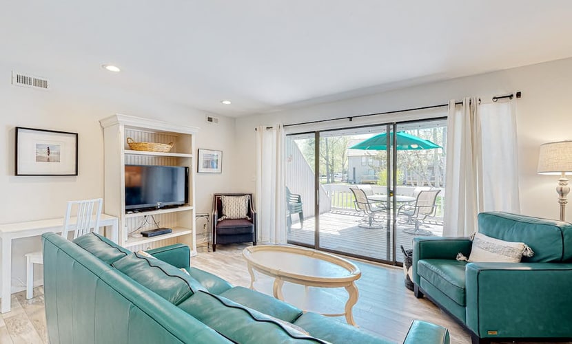 Sea Colony Tennis 1st floor condo w/ tennis court, basketball court, and pool