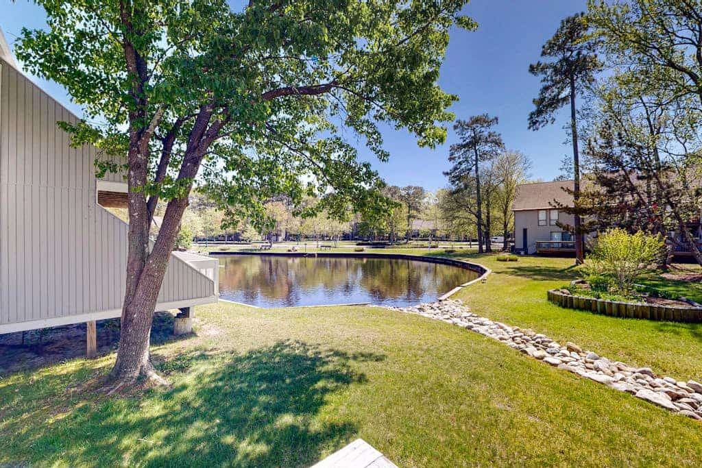 Sea Colony Tennis 1st floor condo w/ tennis court, basketball court, and pool