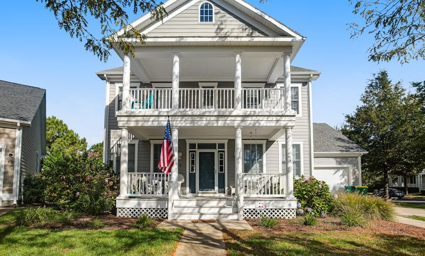 Bear Trap Dunes house w/ basketball court, fireplace, tennis court, & free WiFi