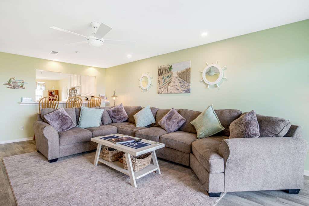 Bethany Bay second floor condo with pool, high-speed WiFi, central AC, & W/D