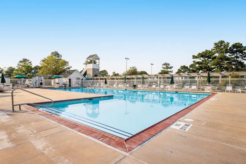 Mallard Lakes Waterfront Getaway w/ Free WiFi, A/C, Shared Pools, & Hot Tub