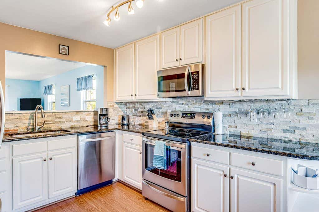 Bethany Bay - 8006 Pettinaro Dr