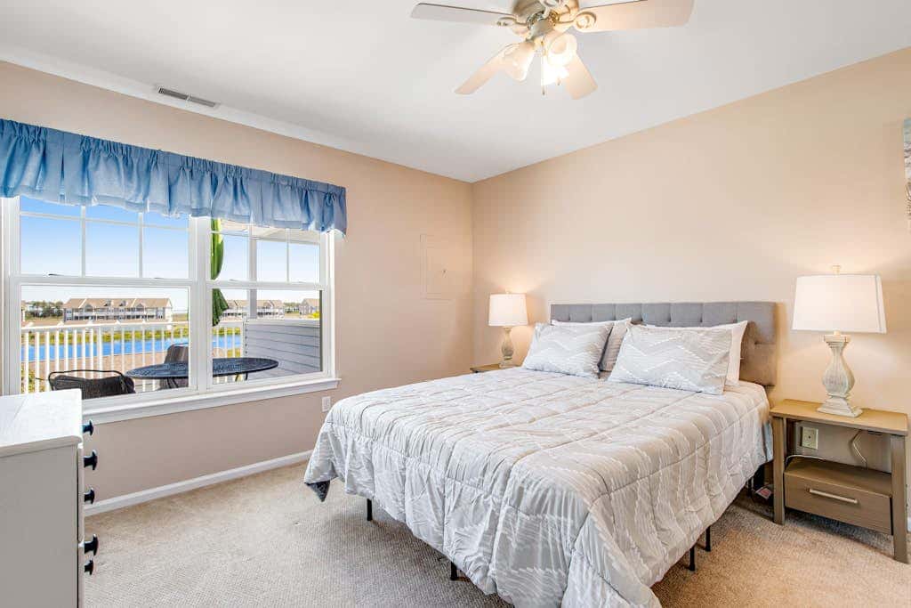 Bethany Bay - 8006 Pettinaro Dr