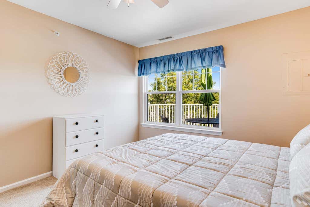 Bethany Bay - 8006 Pettinaro Dr