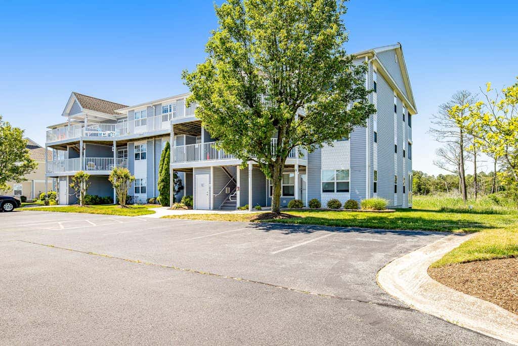Bethany Bay - 8006 Pettinaro Dr