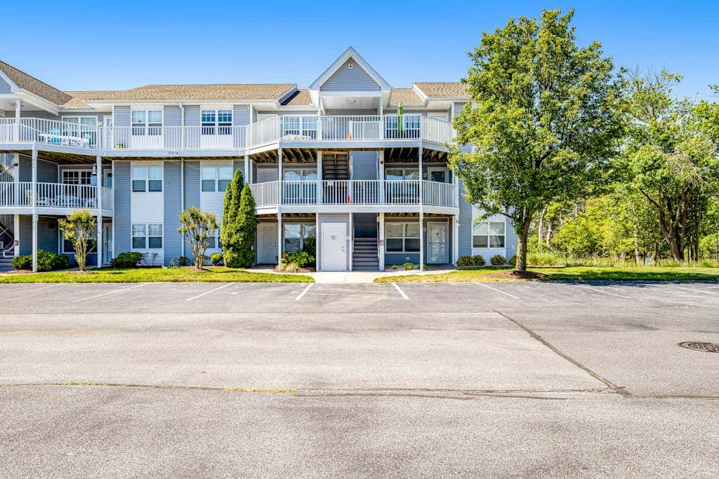 Bethany Bay - 8006 Pettinaro Dr